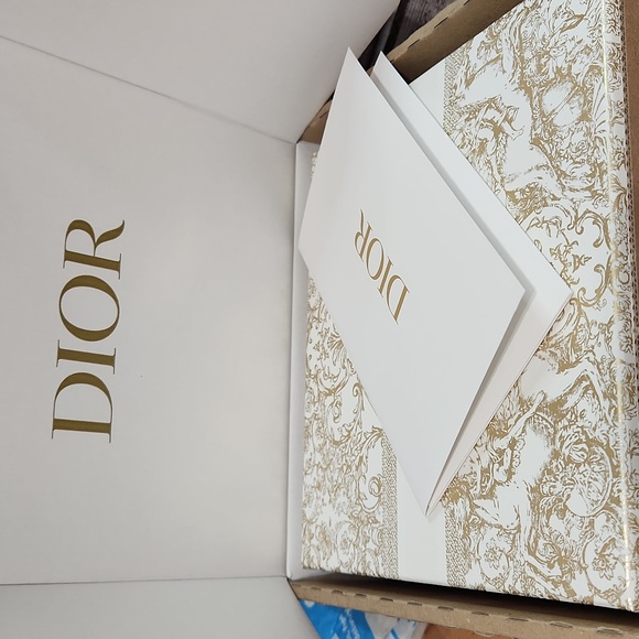 Dior holiday box - Picture 10 of 12
